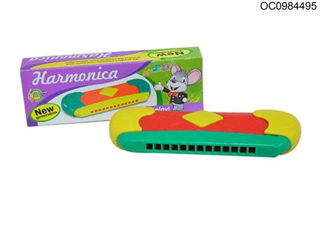 Play whistle harmonica